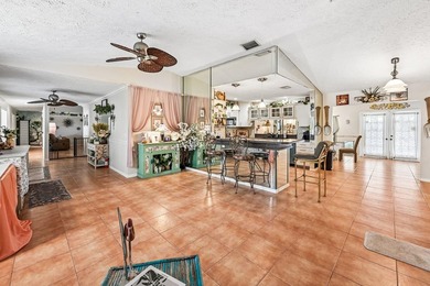 Welcome to your private oasis! This exceptional 4-bedroom - photo 13