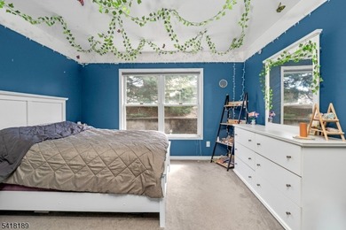 Beautiful first-floor condo located in the highly sought-after - photo 17