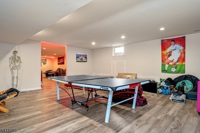 Beautiful first-floor condo located in the highly sought-after - photo 22