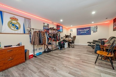 Beautiful first-floor condo located in the highly sought-after - photo 23