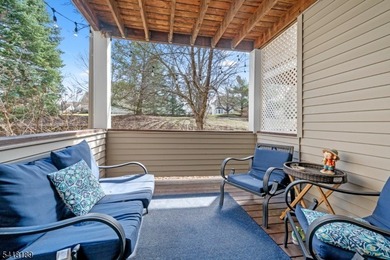 Beautiful first-floor condo located in the highly sought-after - photo 26