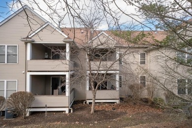 Beautiful first-floor condo located in the highly sought-after - photo 28