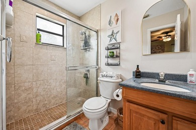 Welcome to your private oasis! This exceptional 4-bedroom - photo 30