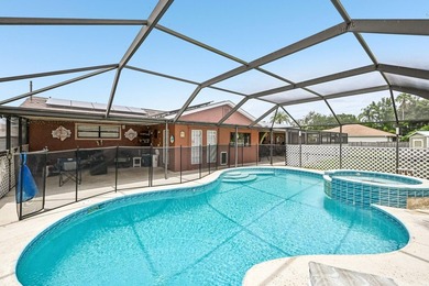 Welcome to your private oasis! This exceptional 4-bedroom - photo 39