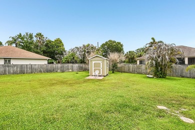 Welcome to your private oasis! This exceptional 4-bedroom - photo 45