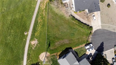 Golf Course Perfection. Nestled within a vibrant gated community - photo 5