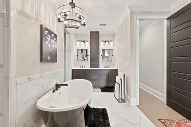 Experience exceptional waterfront living at 547 Bannockburn Road - photo 23