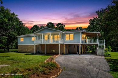 Privacy Galor with 2 Private Lots totaling 1.98 acres in the - photo 5
