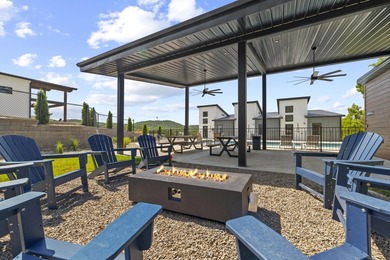 This home is just a short easy walk to the community's amenities - photo 37