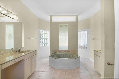 Exceptional opportunity in sought-after Orchid Bay! This - photo 37