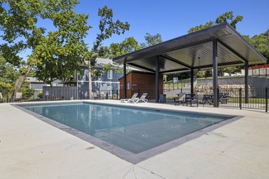 This home is just a short easy walk to the community's amenities - photo 39