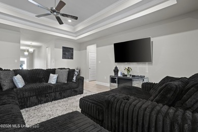 Welcome home to this beautifully maintained 4-bedroom, 3-bath - photo 9