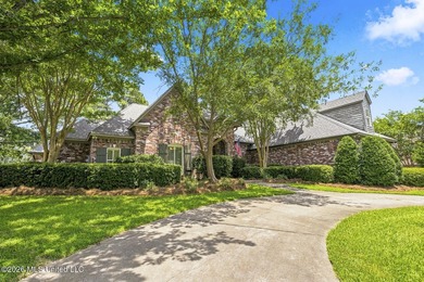 Beautifully maintained 5 bedroom,/4.5 bath home in a highly - photo 4