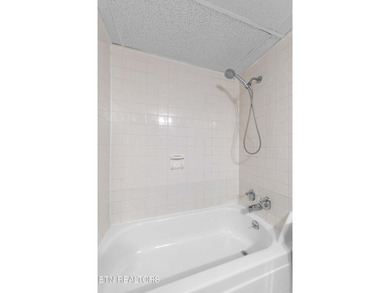 This well maintained 1-bedroom, 1-bath apartment offers an - photo 23