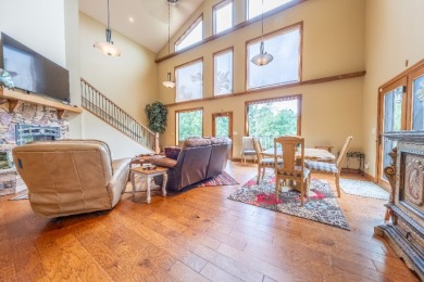 Stunning Lakefront Manor with 3 Large Bedroom Suites! - photo 6