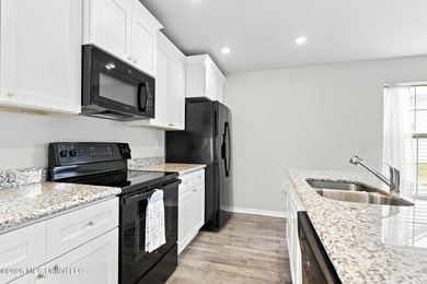 Move-in ready in Turtle Creek. New carpet, fresh paint, and all - photo 13