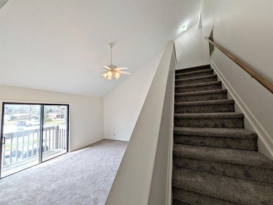 This 2br/2ba condo is move in ready. The owner just had all of - photo 15