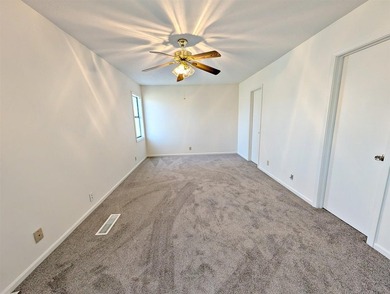 This 2br/2ba condo is move in ready. The owner just had all of - photo 19