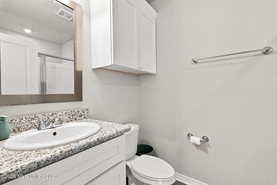 Move-in ready in Turtle Creek. New carpet, fresh paint, and all - photo 20