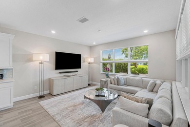 HURRY, THIS ONE WONT LAST !!! LUXURY LIVING ON A SPECTACULAR - photo 20