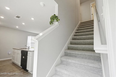 Move-in ready in Turtle Creek. New carpet, fresh paint, and all - photo 21