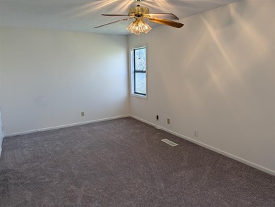This 2br/2ba condo is move in ready. The owner just had all of - photo 24