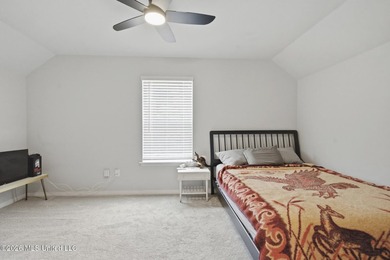 Move-in ready in Turtle Creek. New carpet, fresh paint, and all - photo 25