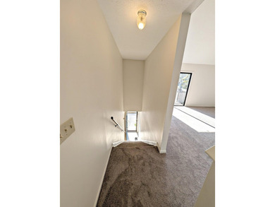This 2br/2ba condo is move in ready. The owner just had all of - photo 28