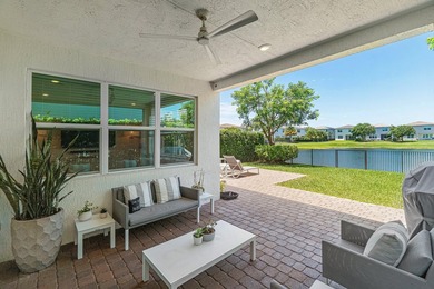 HURRY, THIS ONE WONT LAST !!! LUXURY LIVING ON A SPECTACULAR - photo 43