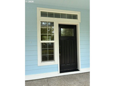 Beautiful home in quiet secluded neighborhood. Surrounded by - photo 5