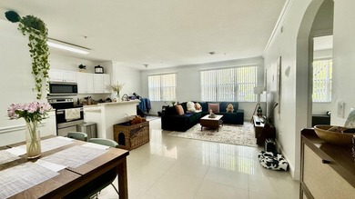Beautiful 1/1 at Villaggio in Miramar. Mediterranean style gated - photo 11