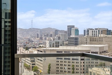 Back on market, One Rincon Hill where iconic views, exquisite - photo 27