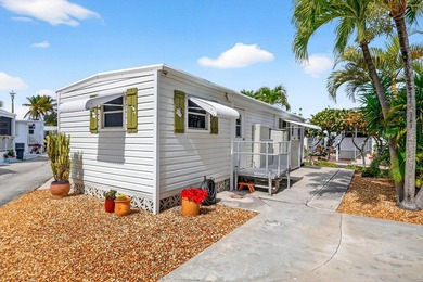 Great location, steps to the ocean...clean and cozy with new - photo 4