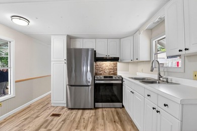 Great location, steps to the ocean...clean and cozy with new - photo 5