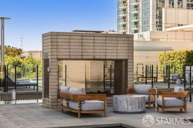 Back on market, One Rincon Hill where iconic views, exquisite - photo 47
