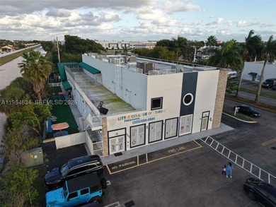 Premier Medical Office / Healthcare Facility opportunity in the - photo 8