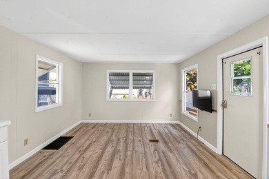 Great location, steps to the ocean...clean and cozy with new - photo 9