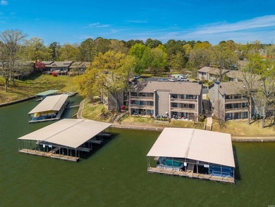 Don't miss Unit 3B at The Moorings on Lake Hamilton - one of the - photo 5