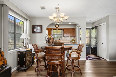 Don't miss Unit 3B at The Moorings on Lake Hamilton - one of the - photo 9