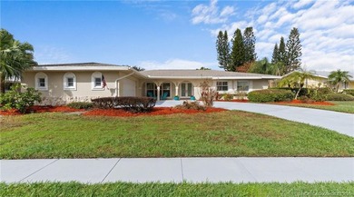 St. Lucie River Home For Sale in Port Saint Lucie Florida