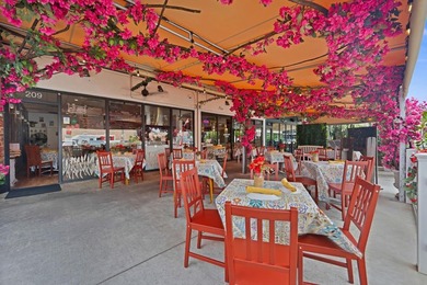 Established Italian Restaurant Opportunity in Miami. Unlock the - photo 1
