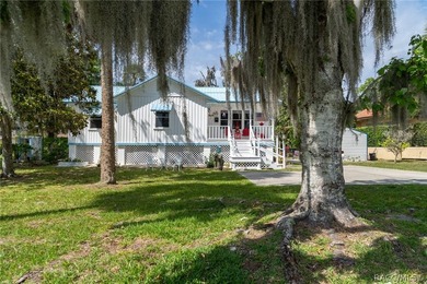 Timeless waterfront living meets coastal charm on Kings Bay - photo 6