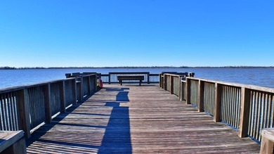 Lake Life offering city convenience! Seminole Ridge is located - photo 18