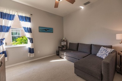 Welcome to this beautifully designed two-story home, offering 5 - photo 26