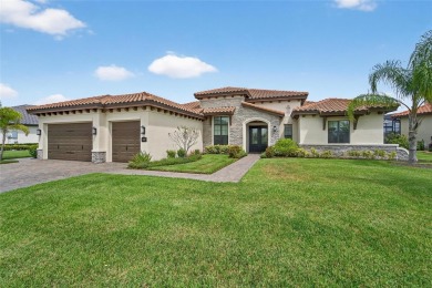 Lake Home For Sale in Lakeland, Florida
