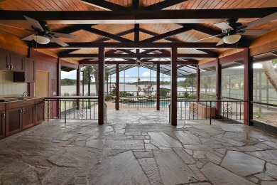 Lake Umatilla Home For Sale in Umatilla Florida