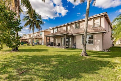 Welcome to this beautifully designed two-story home, offering 5 - photo 54