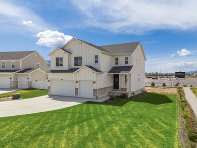 PRICED BELOW MARKET VALUE TO SELL QUICKLY! Sellers are open to - photo 2