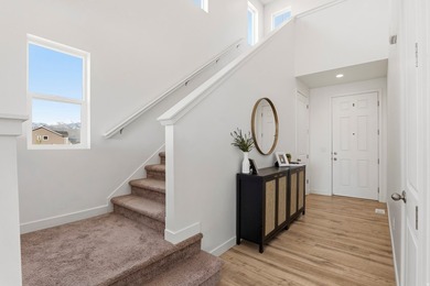 PRICED BELOW MARKET VALUE TO SELL QUICKLY! Sellers are open to - photo 4