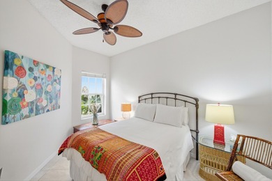 Immaculately maintained + bright, this airy 2/2 waterfront villa - photo 16